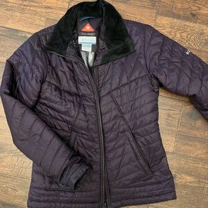 Woman’s size small purple Columbia jacket with Omni shield